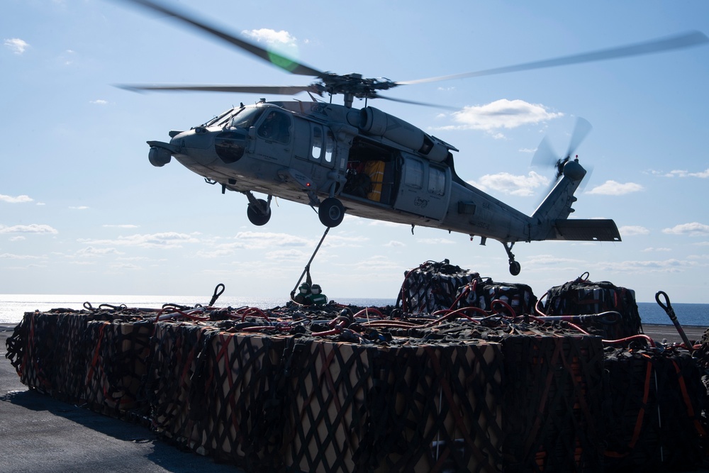 USS Harry S. Truman (CVN 75) transits the Atlantic Ocean