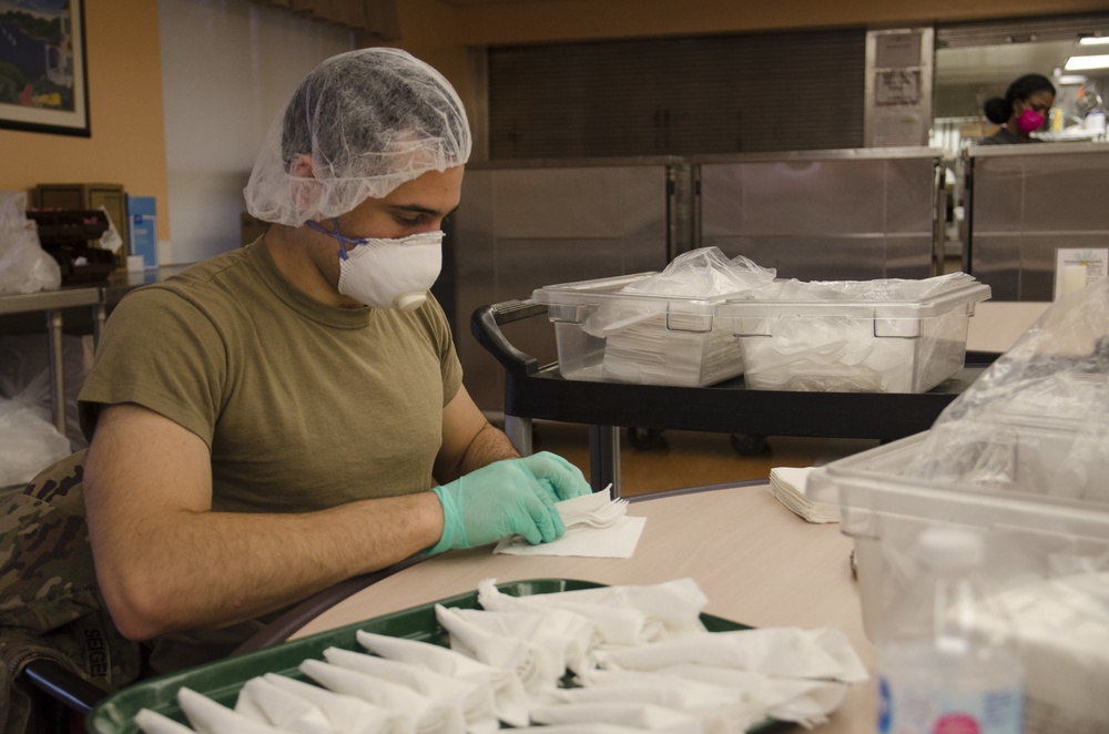 Guardsmen assist Home’s food services