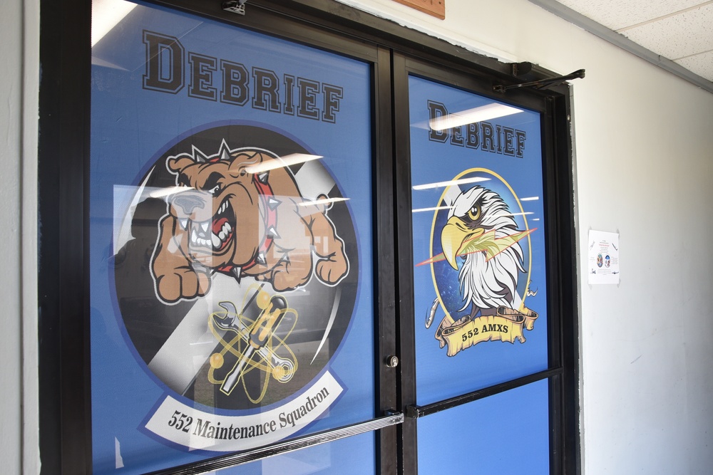 552nd Air Control Wing Debrief Room