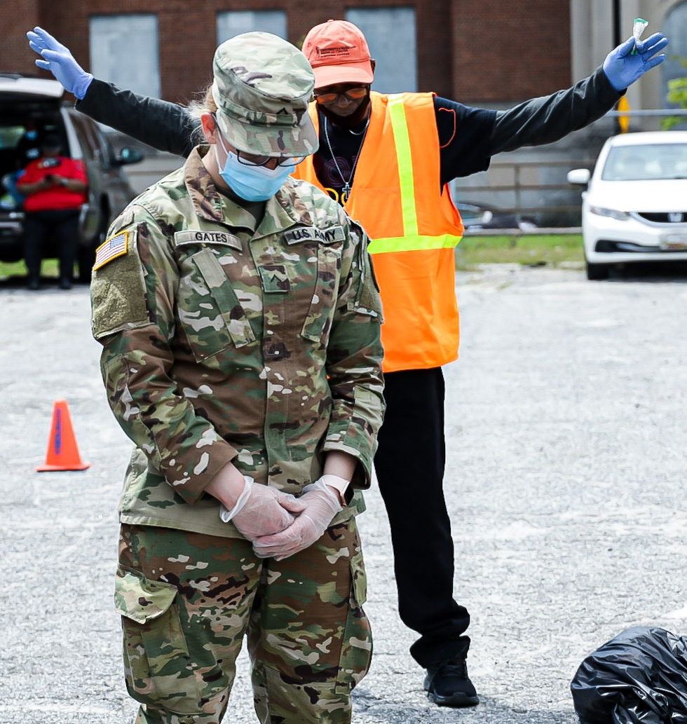 290th Military Police Company Facilitates Food Distribution