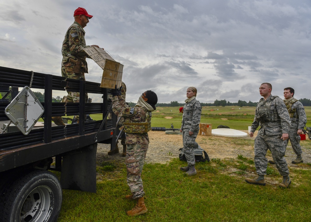 SJAFB 4th SFS Airmen Visit Fort Bragg Range to Qualify on M249 SAW