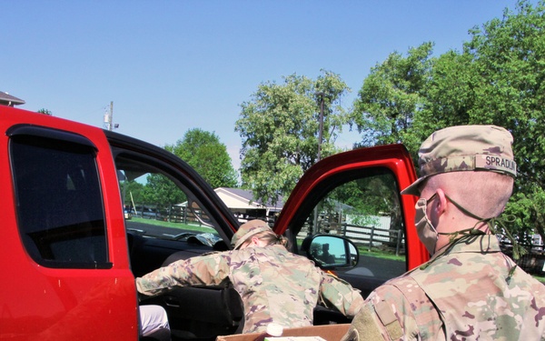 Kentucky Food Bank works with Guard to provide to community