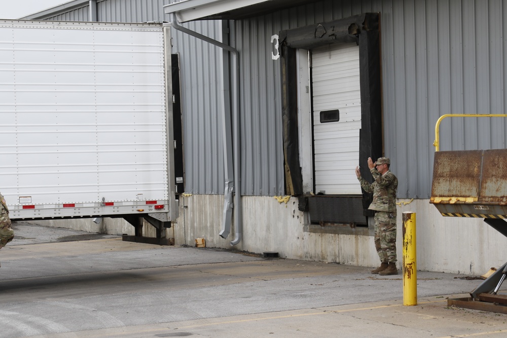 National Guard from Iowa and Neb. help food banks