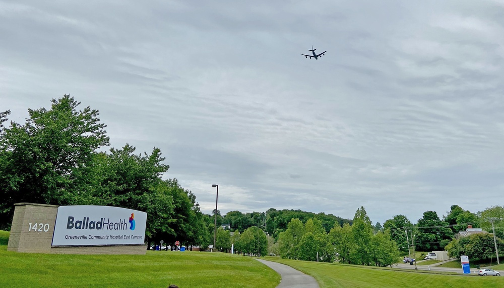 Tennessee National Guard conducts flyovers to salute healthcare professionals