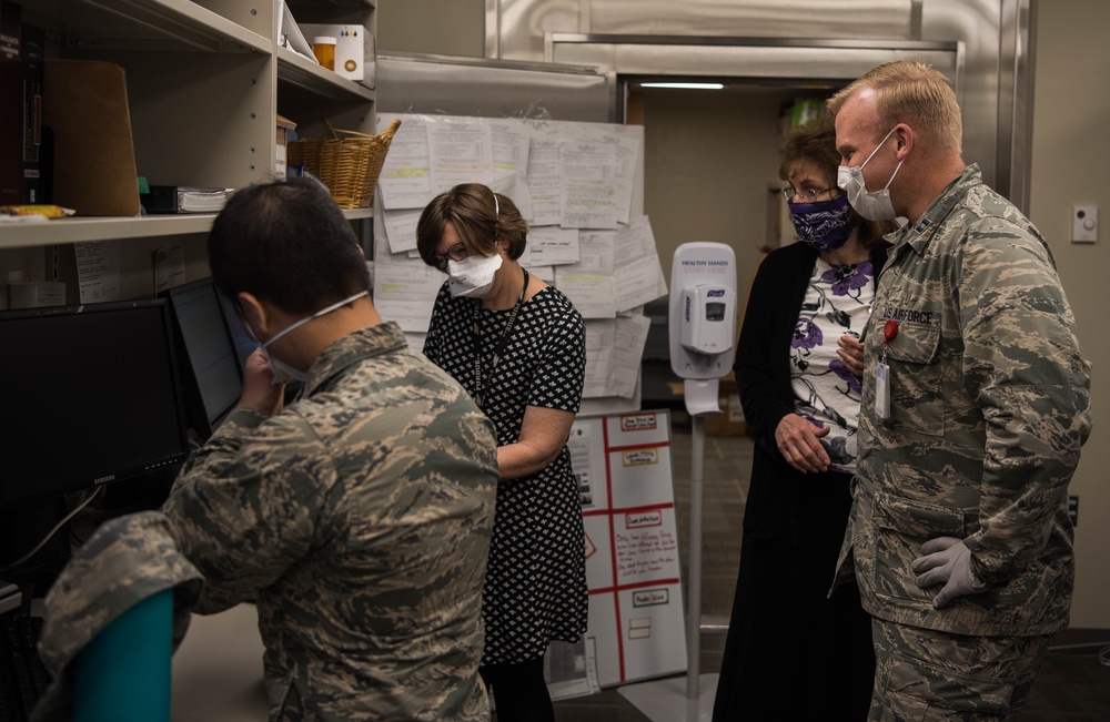 Medical professionals join forces at the pharmacy