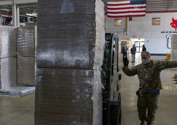 89th Aerial Port Squadron aids ROK gift delivery to VA