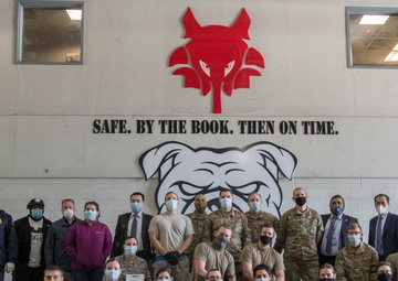 89th Aerial Port Squadron aids ROK gift delivery to VA