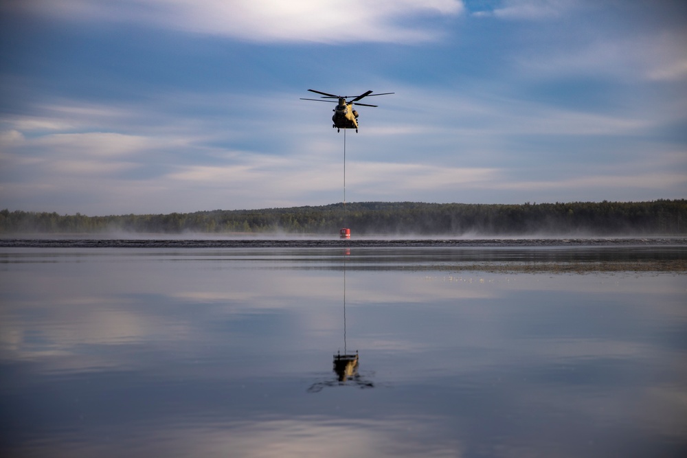 Pilots practice fire suppression support training