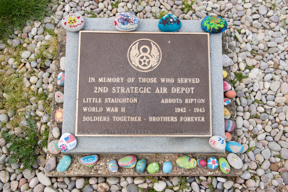 Pathfinder families commemorate V-E Day 75th Anniversary