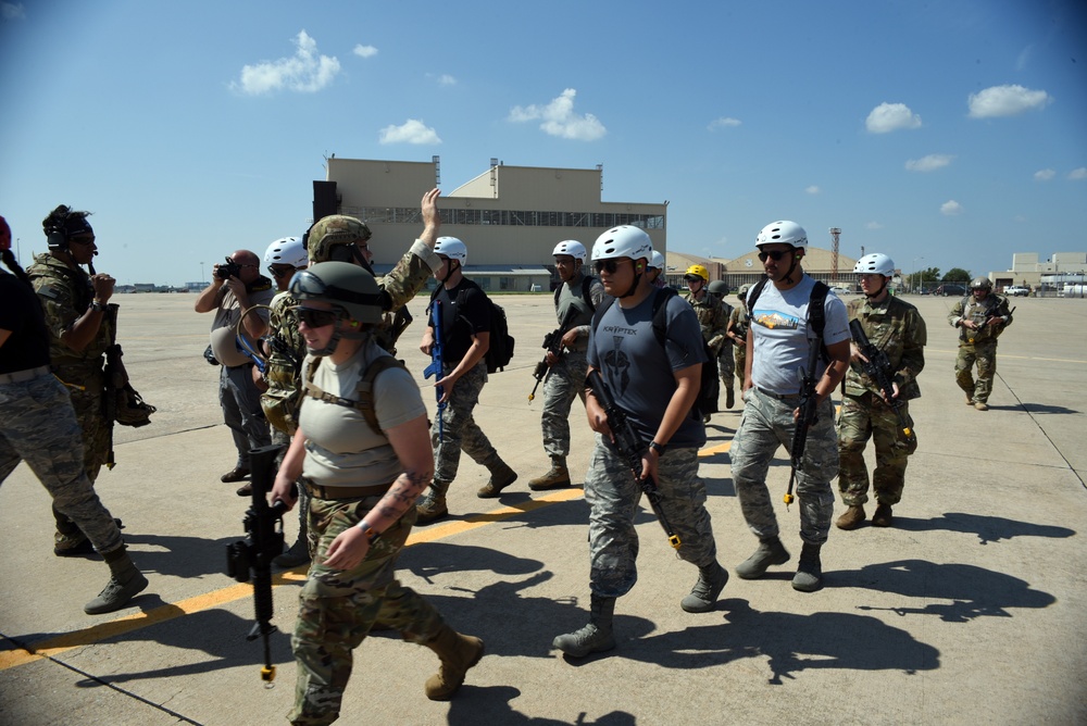 Oklahoma Military Units Succeed as One