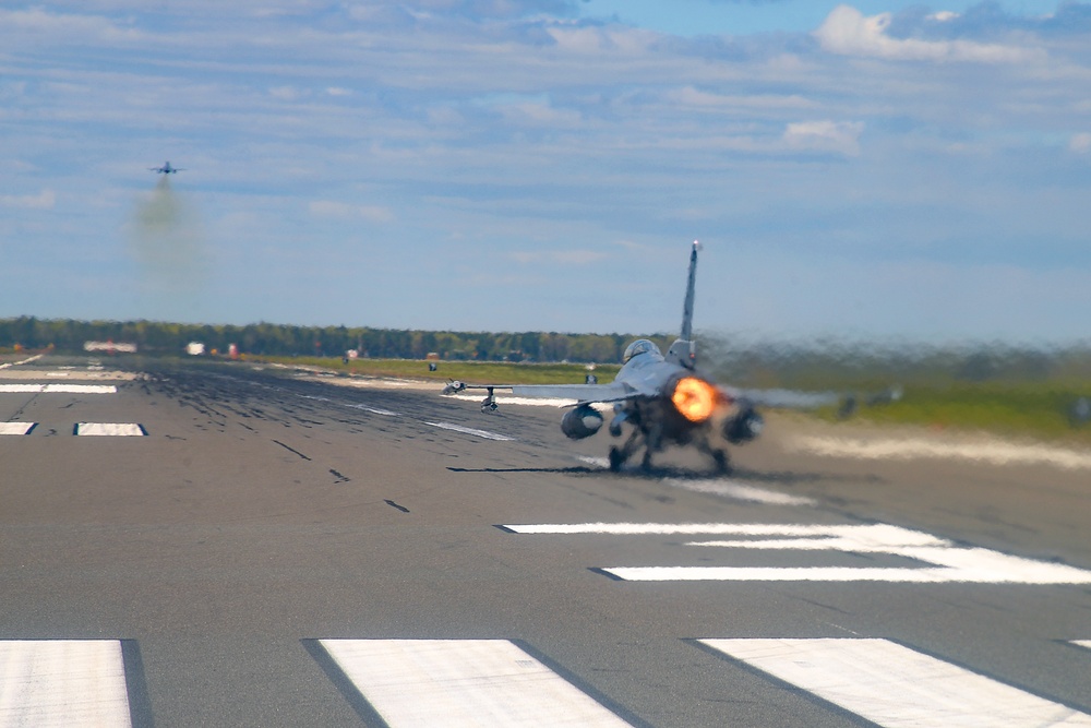 NJANG Conducts Flyover to Honor COVID-19 Front-Line Workers