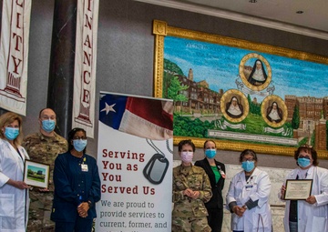 Col. Rene’ Scott awards certificates of appreciation to local Philadelphia area hospitals