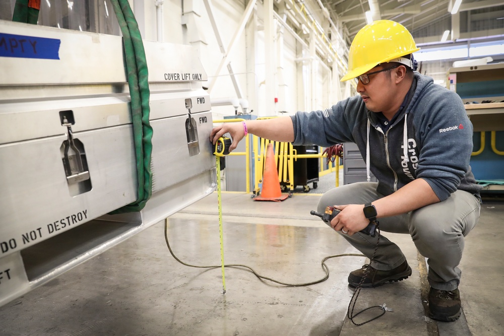 NSWC IHEODTD, Picatinny Detachment Performs Edgewise Container Drop Test