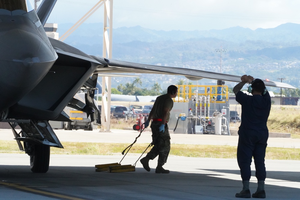 Air Force Salutes HI