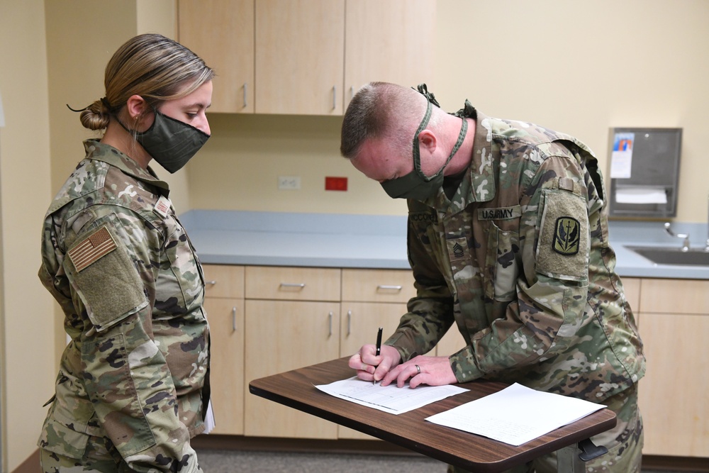 North Carolina Army and Air National Guard Medical Technicians Set Up COVID-19 Medical Support Shelter