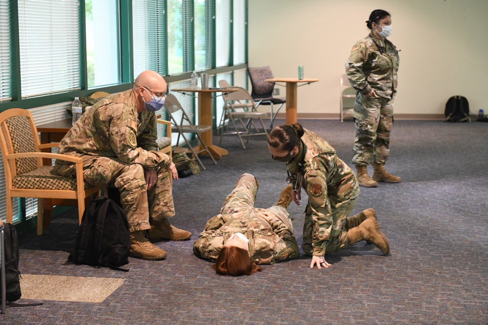North Carolina Army and Air National Guard Medical Technicians Set Up COVID-19 Medical Support Shelter