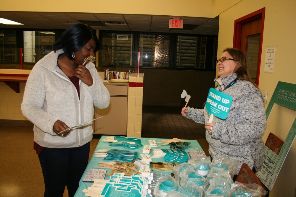 RIA factory SHARP team holds table event