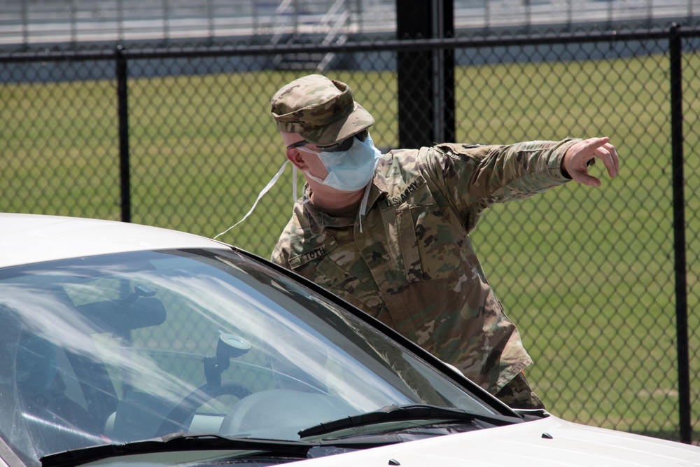South Carolina National Guard directs traffic at Saluda testing site