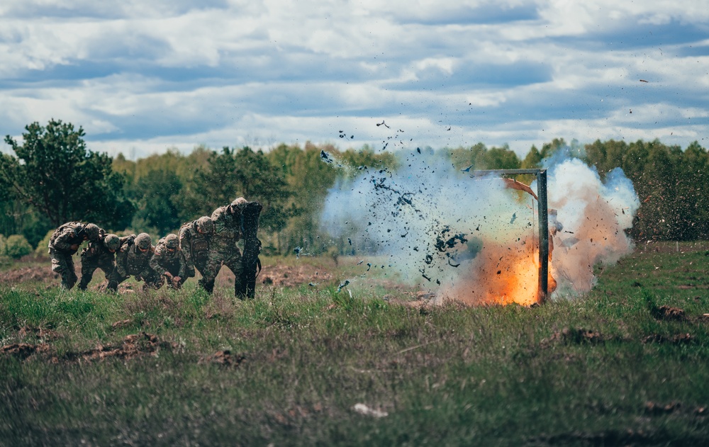 2CR Soldiers conduct engineer qualification training during NATO BG-P