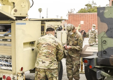 Soldiers support communication systems