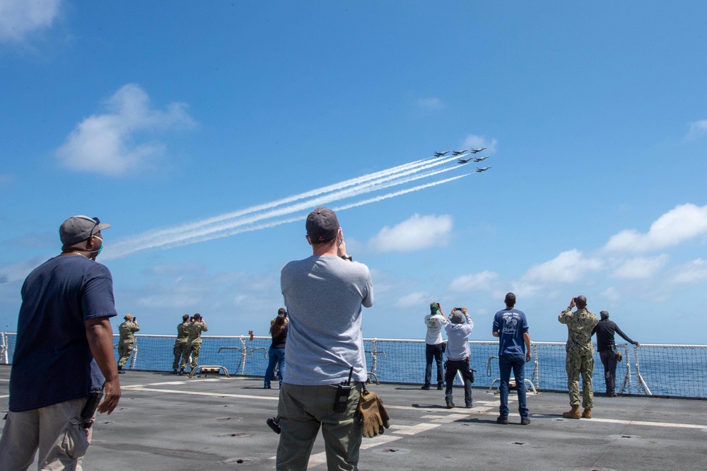 USNS Mercy Sailors Watch USAF Thunderbirds