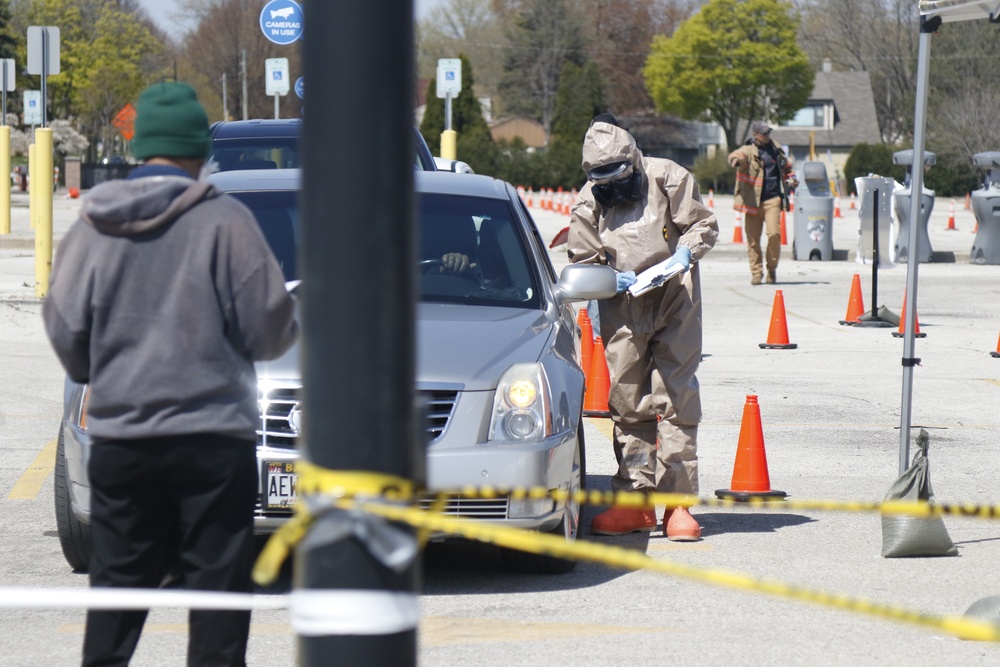 Wisconsin National Guard Soldiers and Airmen Help Support Mobile COVID-19 Testing Sites