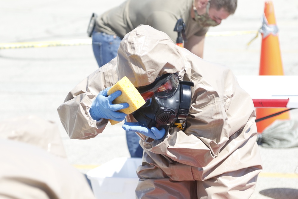 Wisconsin National Guard Soldiers and Airmen Help Support Mobile COVID-19 Testing Sites