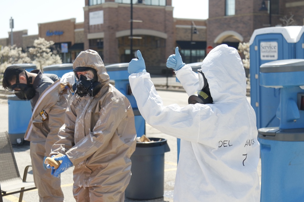 Wisconsin National Guard Soldiers and Airmen Help Support Mobile COVID-19 Testing Sites