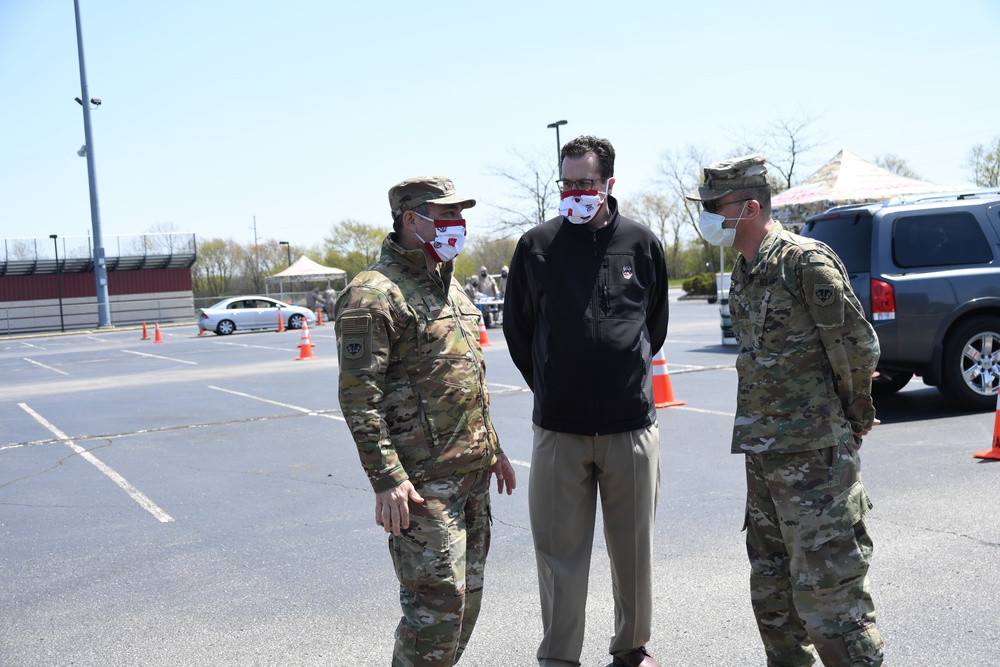 Wisconsin National Guard Soldiers and Airmen Help Support Mobile COVID-19 Testing Sites