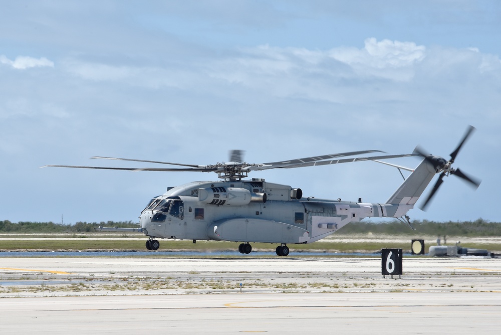Marine Corps CH-53K King Stallion helo lands at NAS Key West