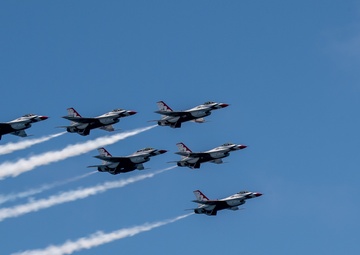 Thunderbirds Fly Over Hospital Ship USNS Mercy
