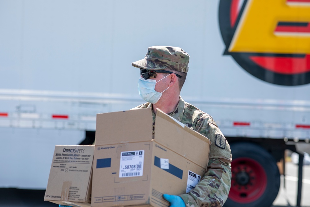 NC Guardsmen Distribute PPE across NC