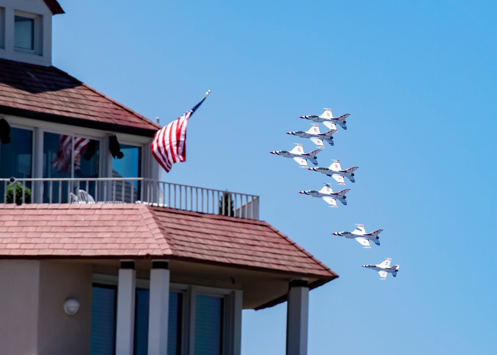 U.S. Air Force Air Demonstration Squadron &quot;Thunderbirds,” Fly In Formation Over the City of Coronado