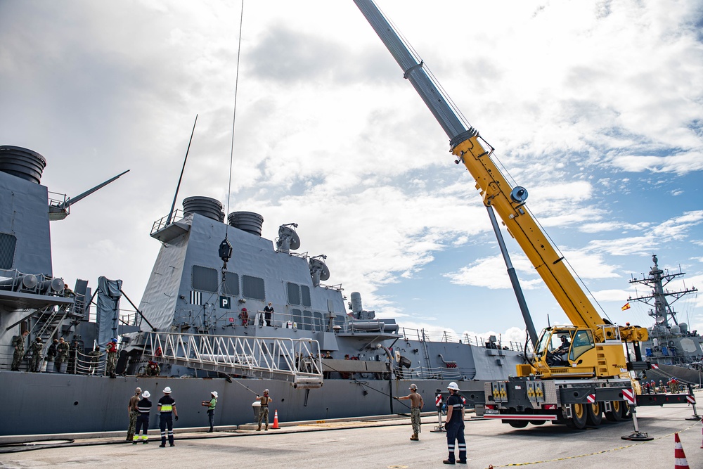 USS Roosevelt (DDG 80) arrives at Naval Station Rota, Spain