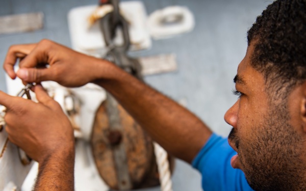 Vella Gulf Conducts Operations in the Gulf of Aden