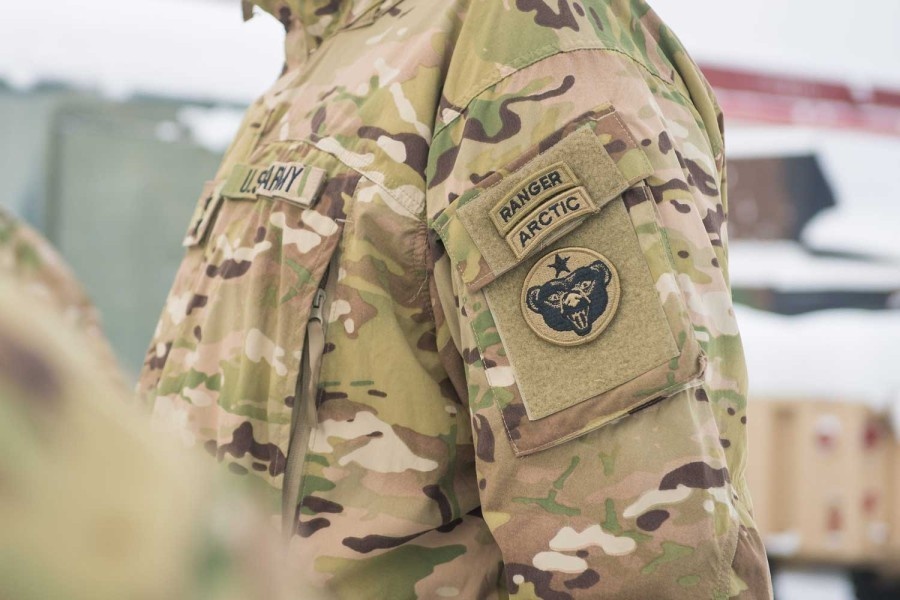 Eighth Army Soldiers authorized wear of arctic, jungle tabs