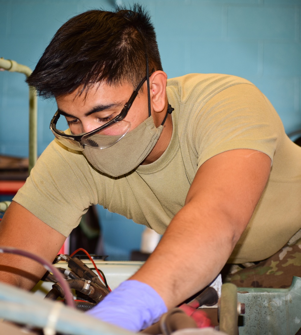 HIARNG Soldiers conduct maintenance operations during COVID-19
