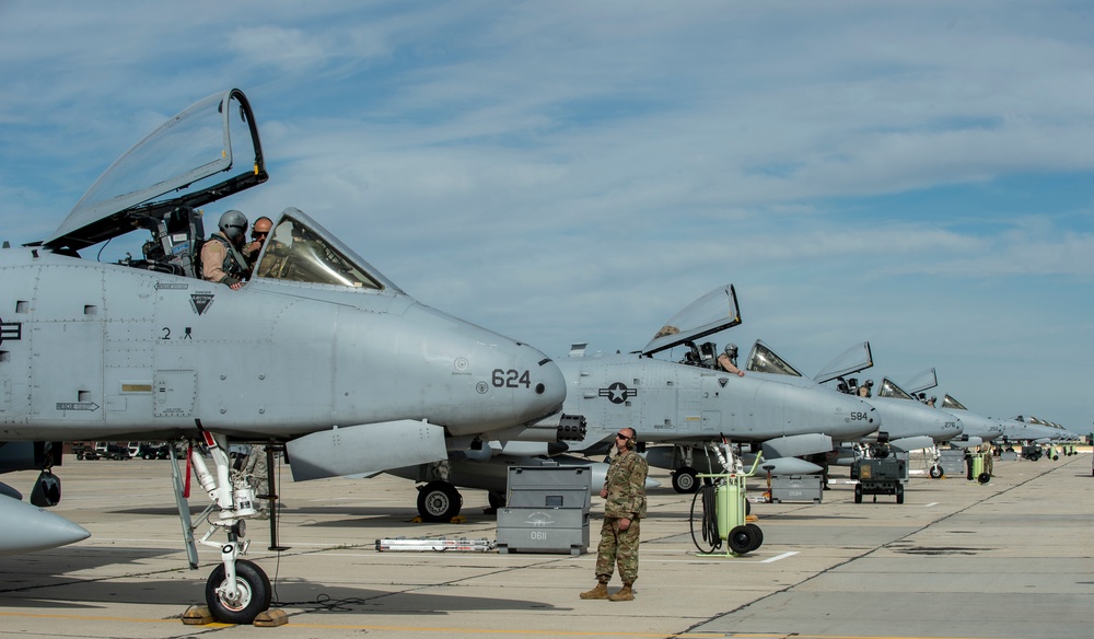 Pilots and A-10s of the 124th Fighter Wing Deploy During COVID-19 Pandemic