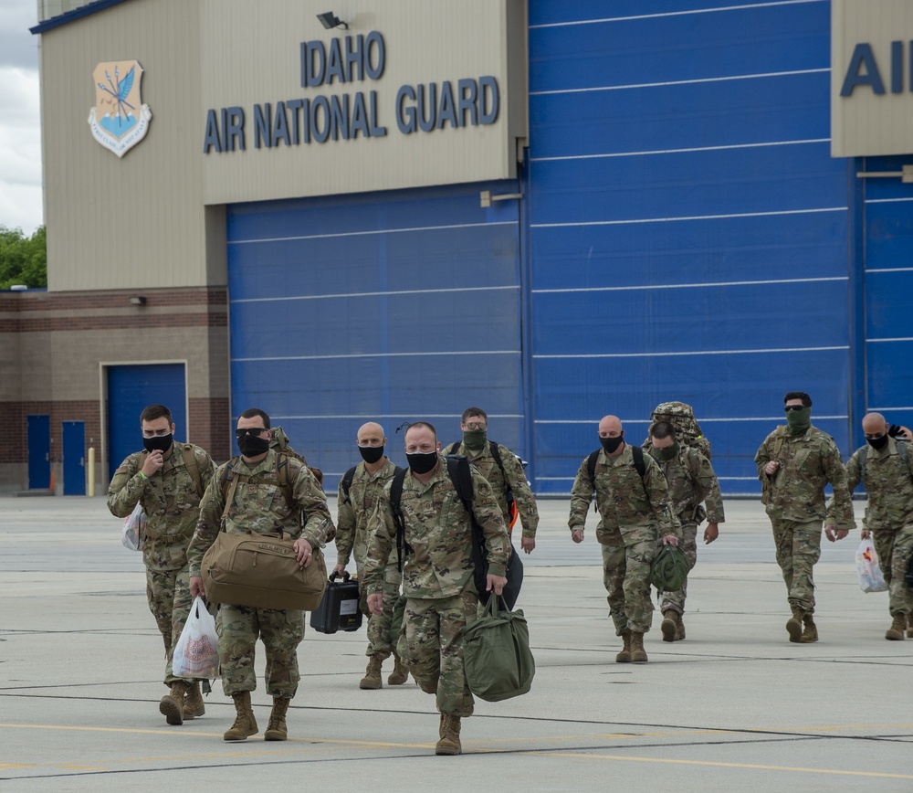 C-17 Takes Airmen of the 124th Fighter Wing on Deployment to Southwest Asia During COVID-19 Pandemic