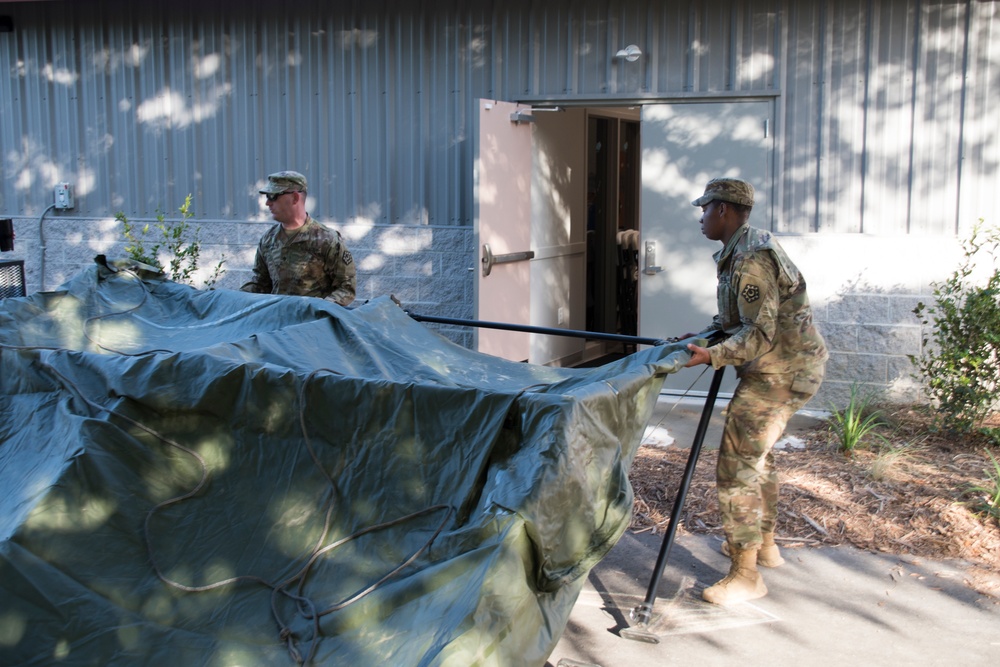 South Carolina National Guard sets up tents at Florence testing site