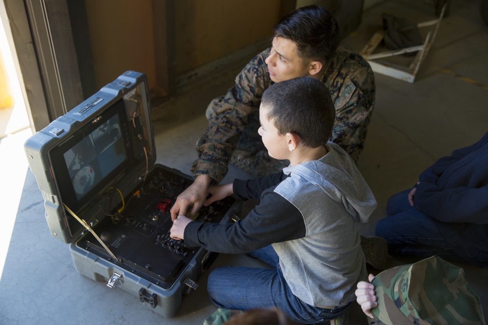 Kingman Young Marines Visit MCAS Yuma