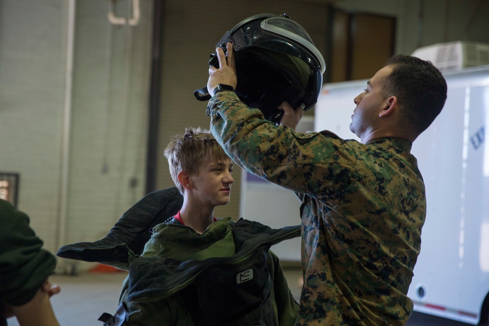 Kingman Young Marines Visit MCAS Yuma