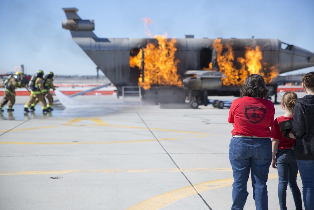 Kingman Young Marines Visit MCAS Yuma