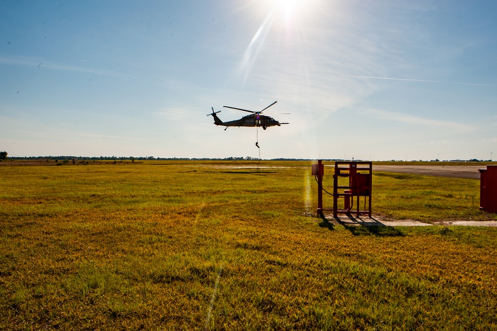 Airmen keep insertion training sharp