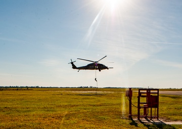 Airmen keep insertion training sharp