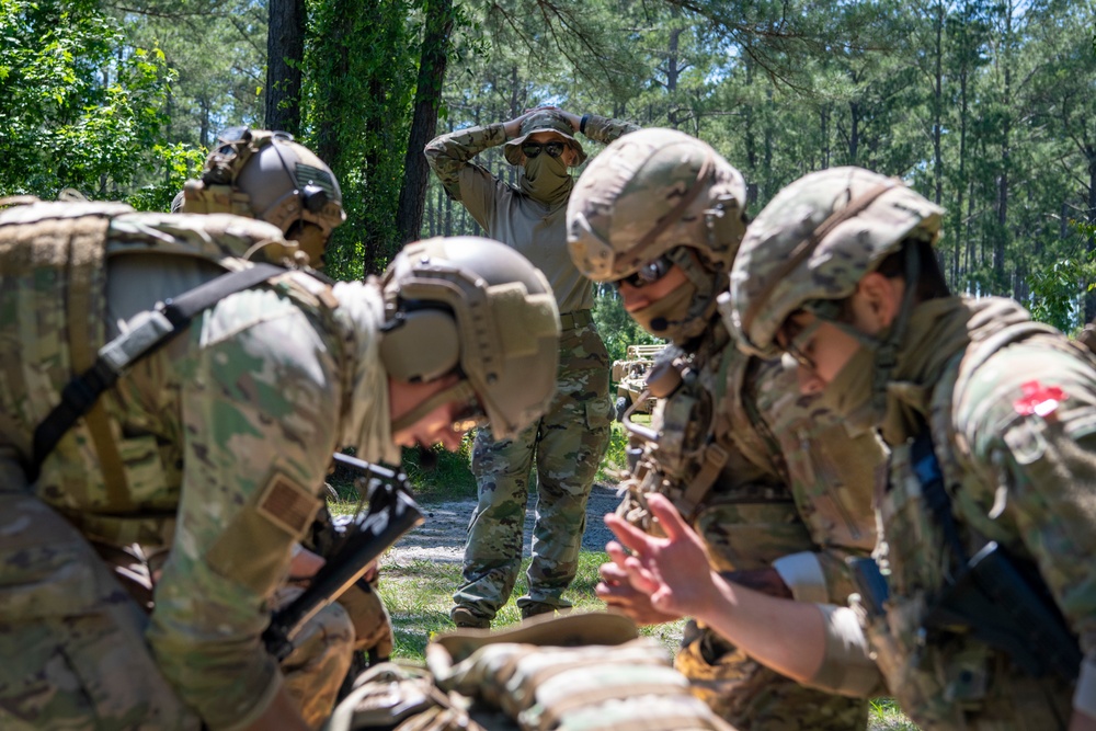 824 BDS learns advanced combat casualty care