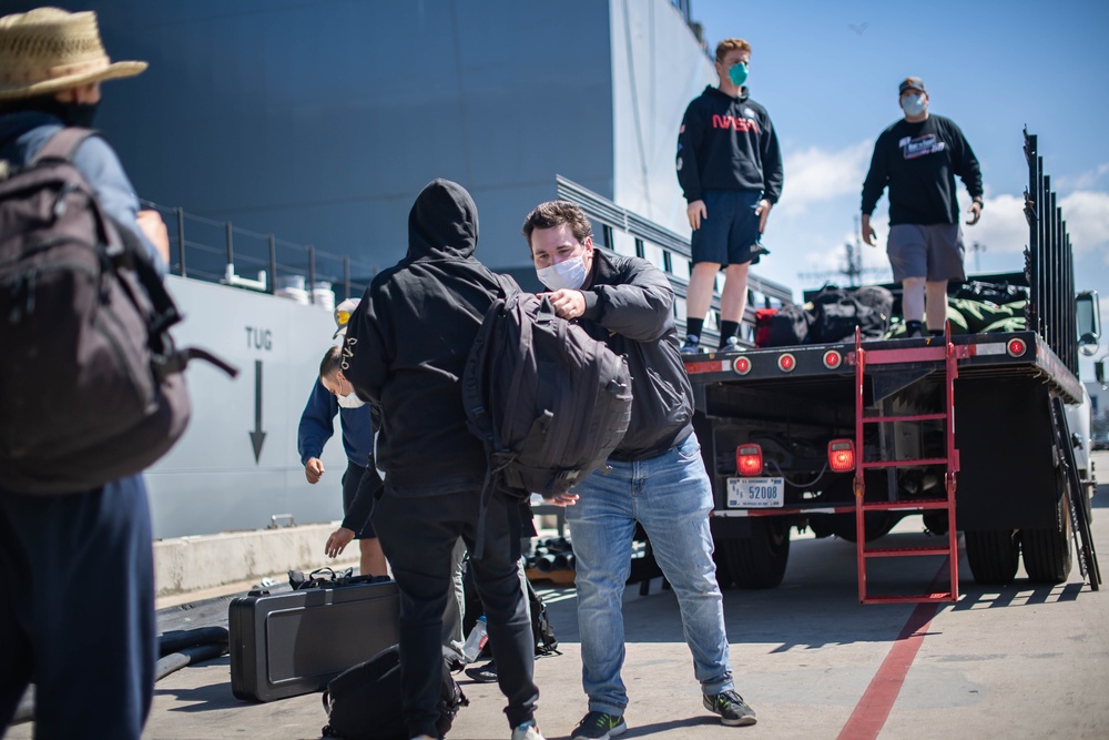 USS Kidd Conducts Crew Swap, Transitions to Next Phase of COVID-19 Recovery