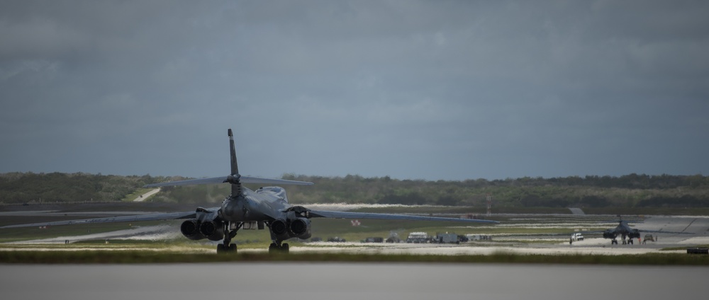 B-1B Lancers conduct mission in South China Sea