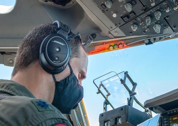 Team Hickam conducts Hawaii flyover honoring those who 'flatten the curve'