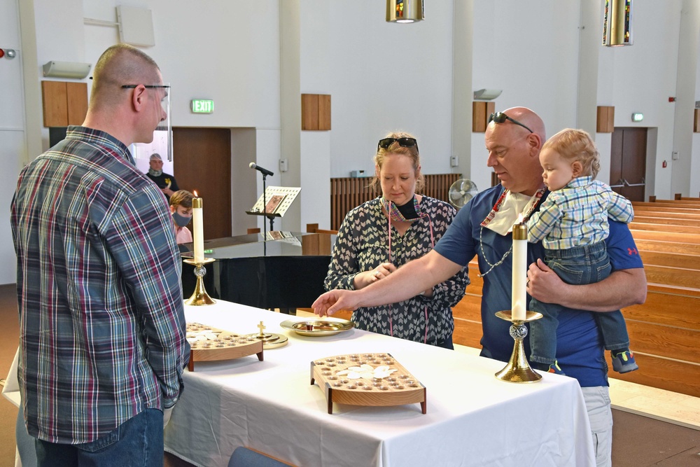 Chapel offers physically distanced sacrament